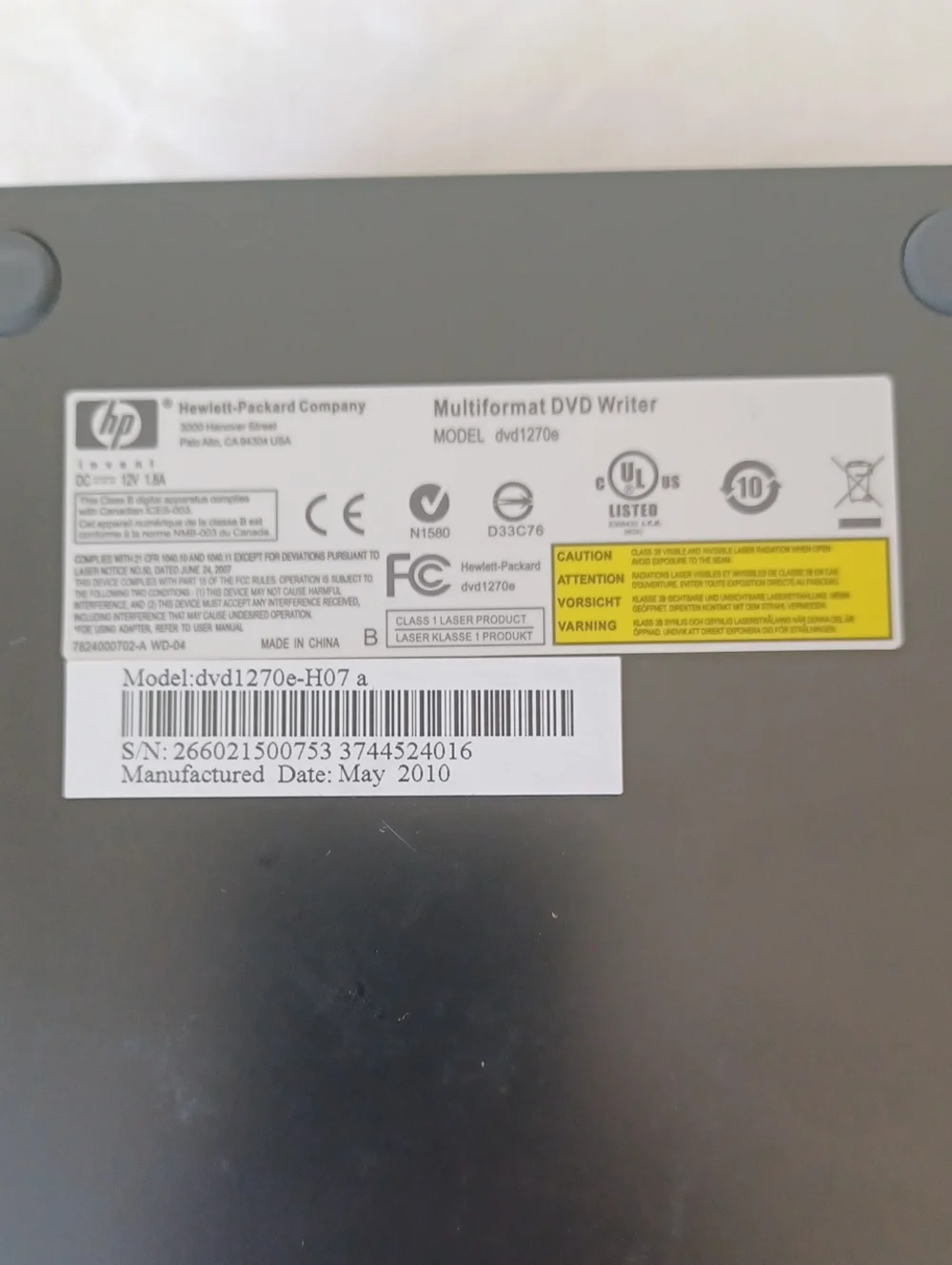 HP DVD/CD Writer External 24X Multiformat w/LightScribe dvd1270e & CD/DVD Bundle